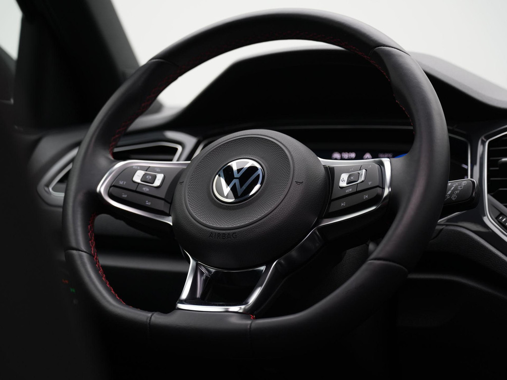 Volkswagen T-Roc (K303ZR) met abonnement