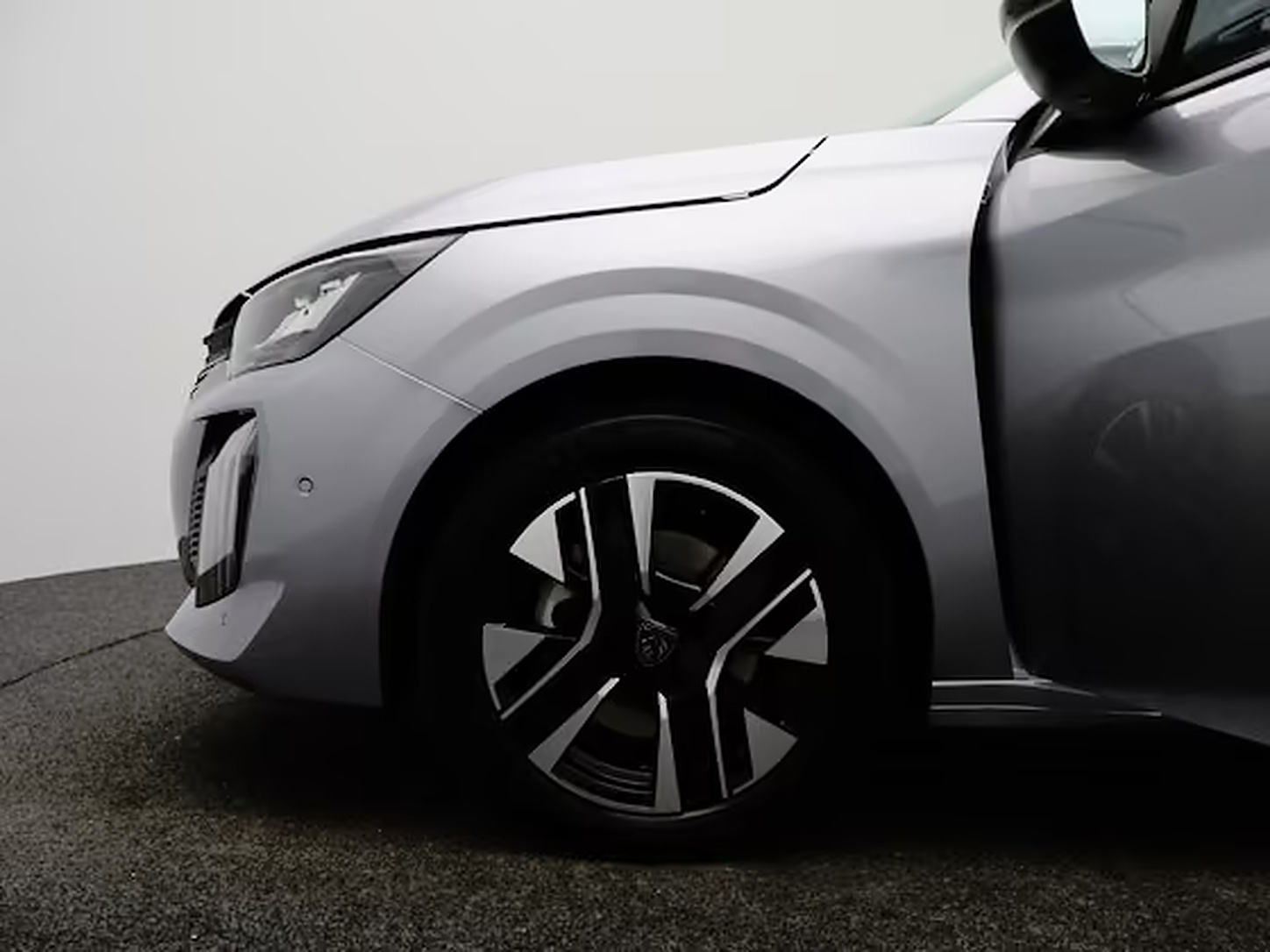 Peugeot 208 (JVP55F) met abonnement
