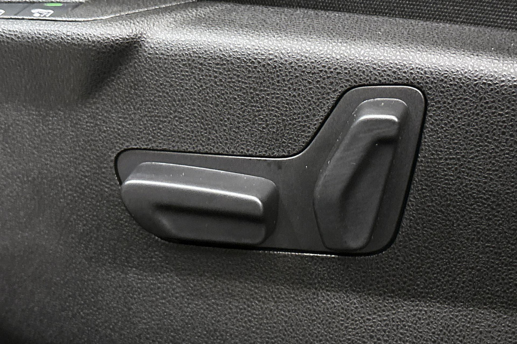 Alfa Romeo Junior (JZP10J) met abonnement