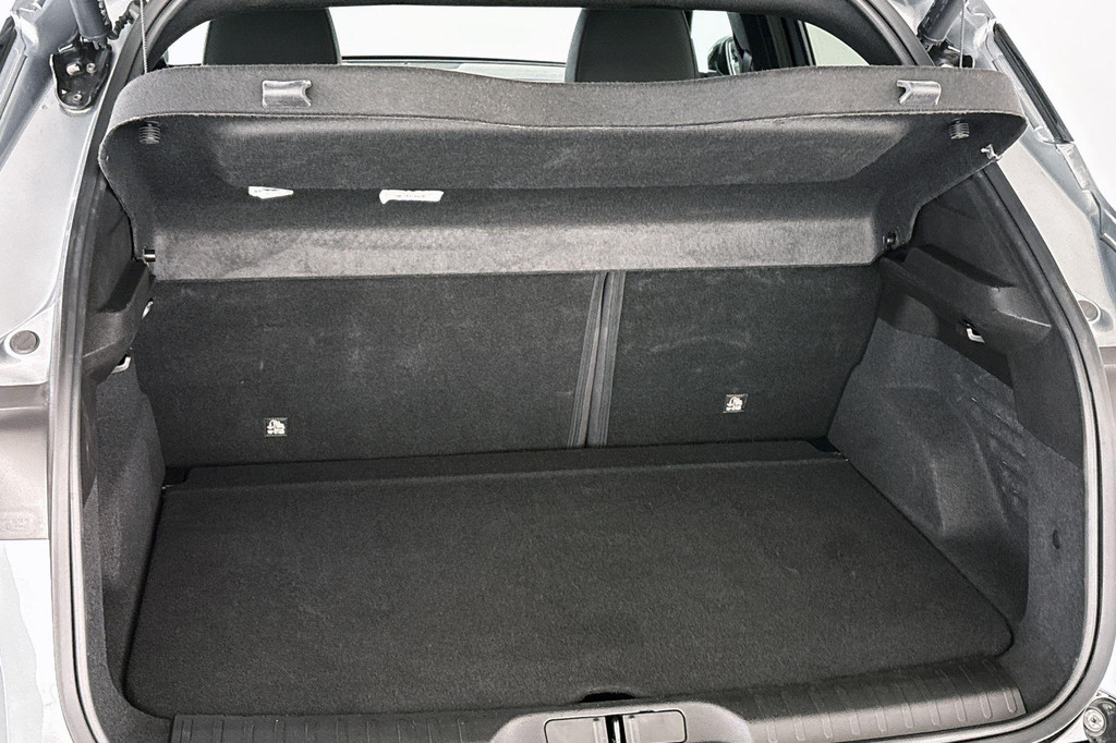 Alfa Romeo Junior (JZP10J) met abonnement