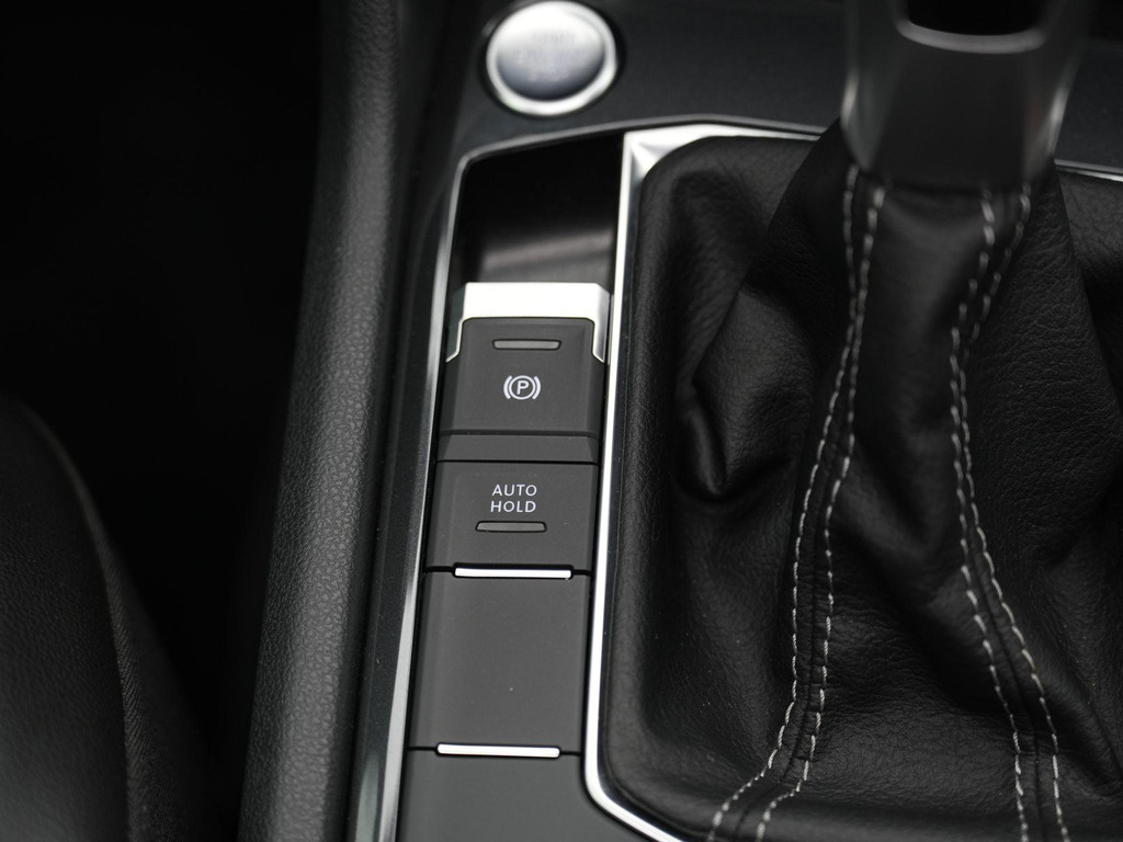 Volkswagen Tiguan (HTT65J) met abonnement