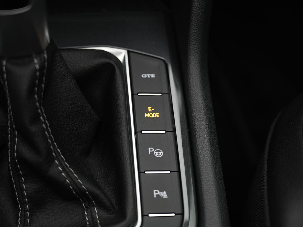 Volkswagen Tiguan (HTT65J) met abonnement