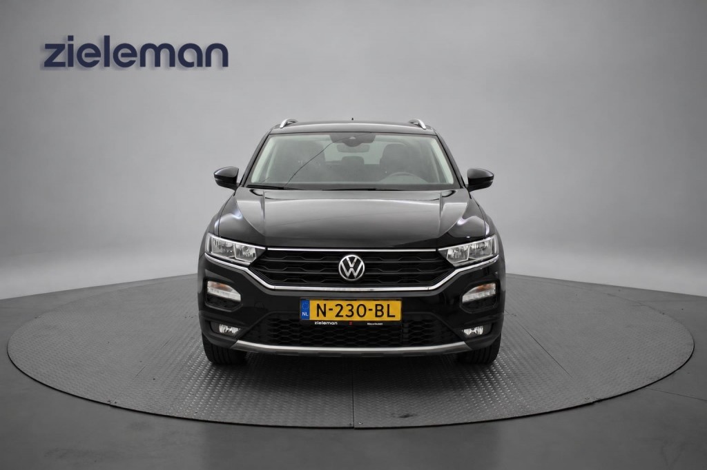 Volkswagen T-Roc (N230BL) met abonnement