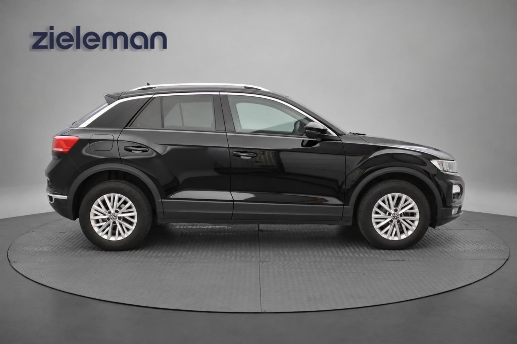 Volkswagen T-Roc (N230BL) met abonnement