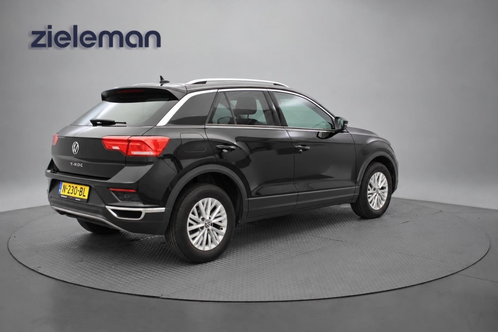 Volkswagen T-Roc (N230BL) met abonnement