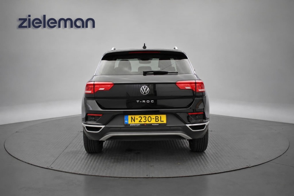 Volkswagen T-Roc (N230BL) met abonnement