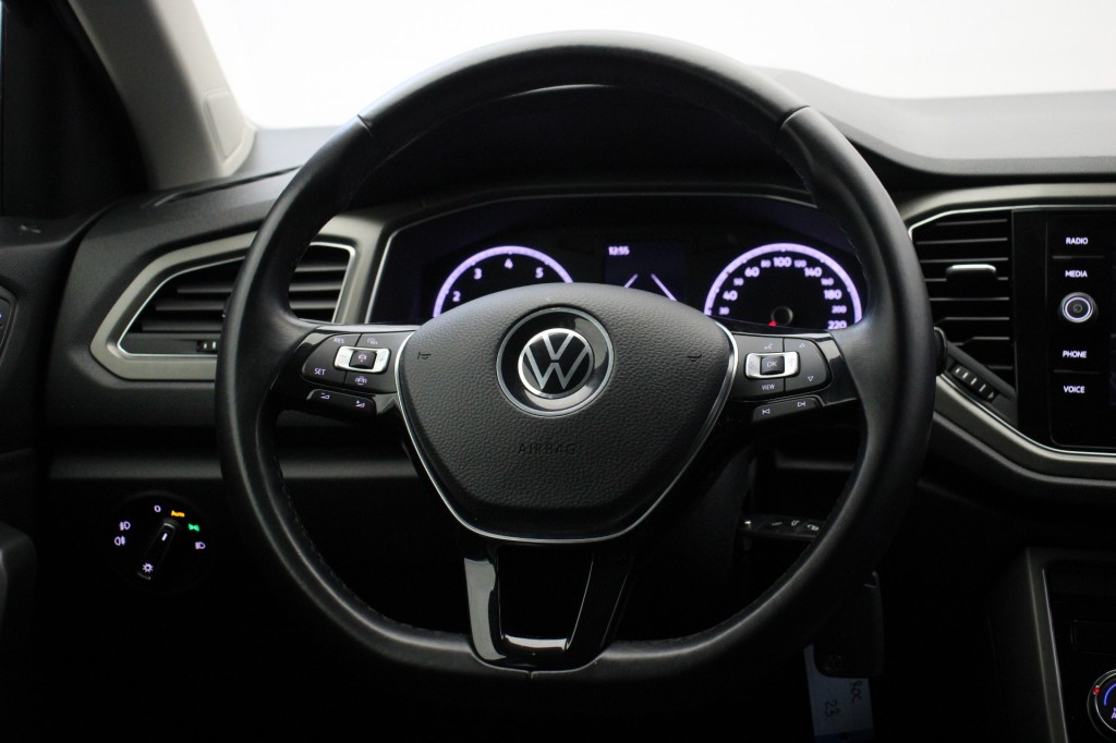 Volkswagen T-Roc (N230BL) met abonnement