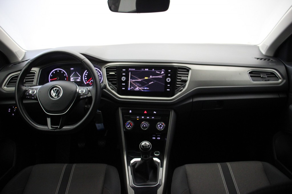 Volkswagen T-Roc (N230BL) met abonnement