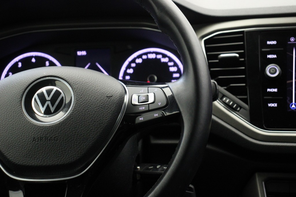 Volkswagen T-Roc (N230BL) met abonnement