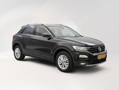 Volkswagen T-Roc (N230BL) met auto abonnement