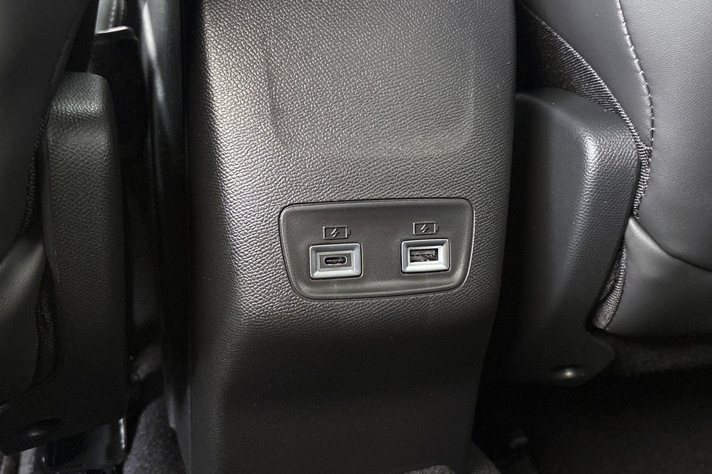 Peugeot 2008 (KXK97B) met abonnement