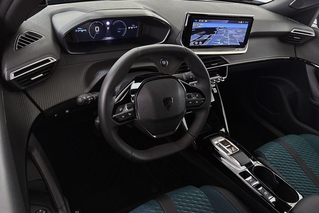 Peugeot 2008 (KXK97B) met abonnement
