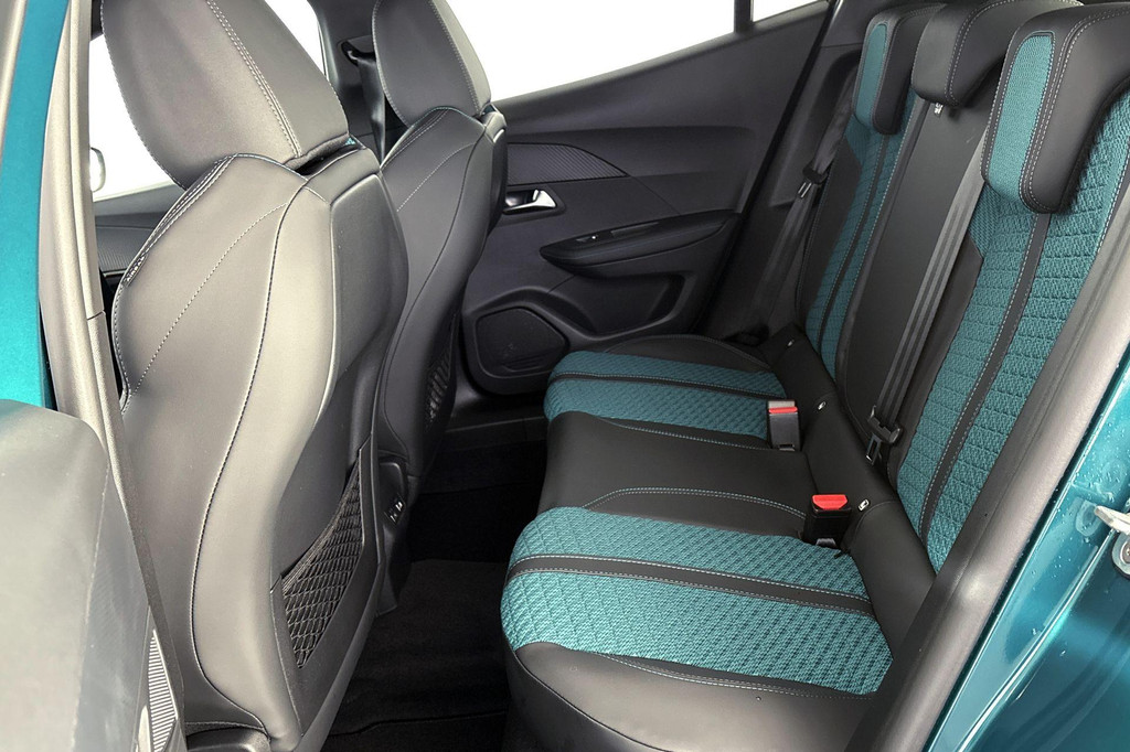 Peugeot 2008 (KXK97B) met abonnement