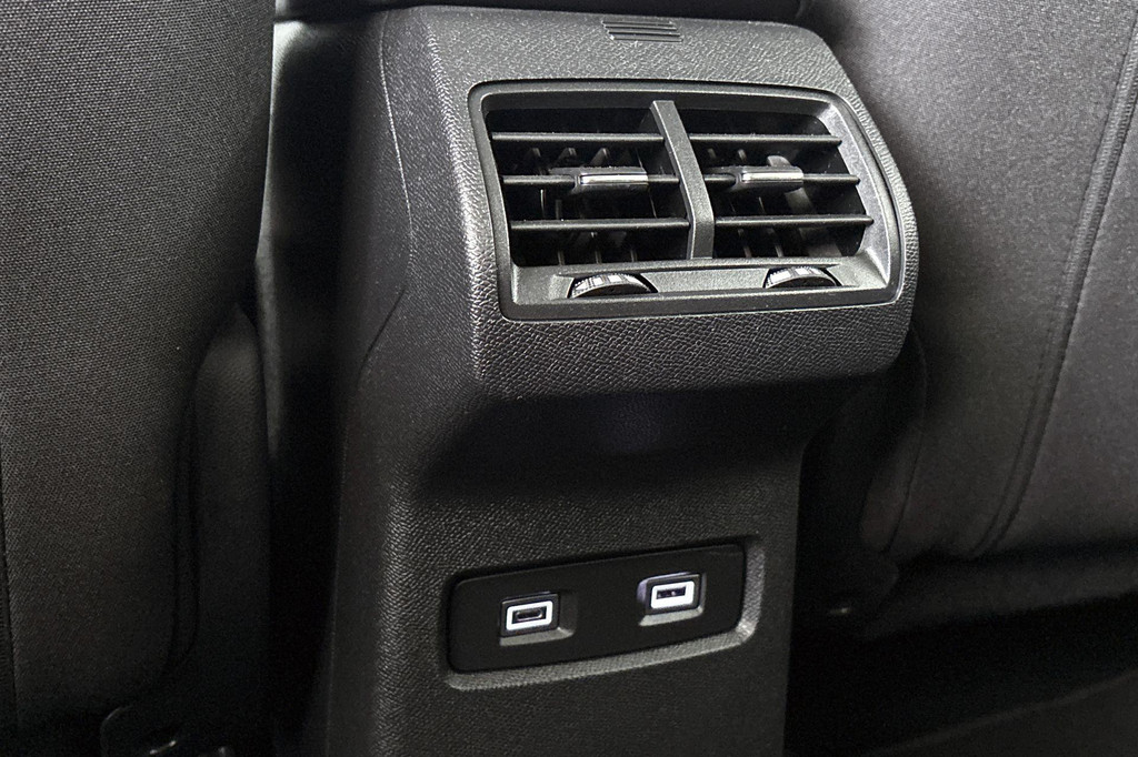 Citroën Ë-C4 (Z864GG) met abonnement