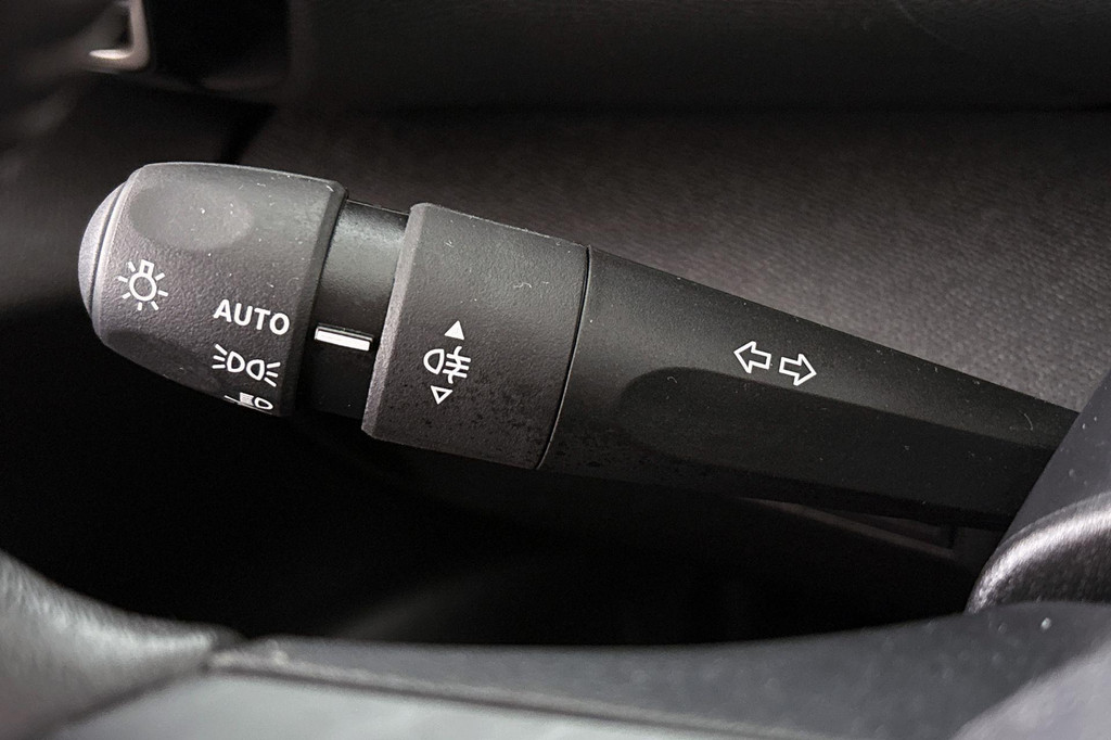 Citroën Ë-C4 (Z864GG) met abonnement