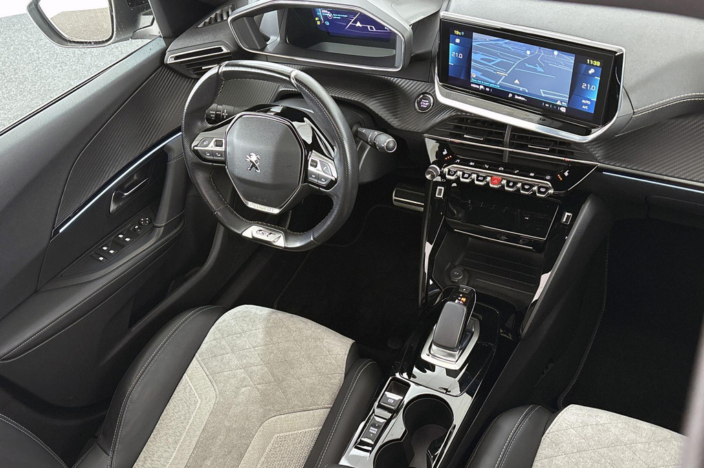 Peugeot e-2008 (N403GD) met abonnement