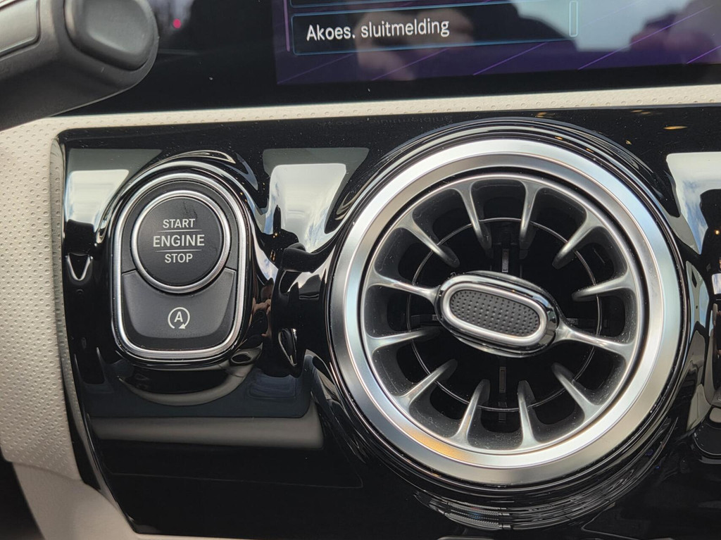 Mercedes-Benz A-Klasse (N670FN) met abonnement