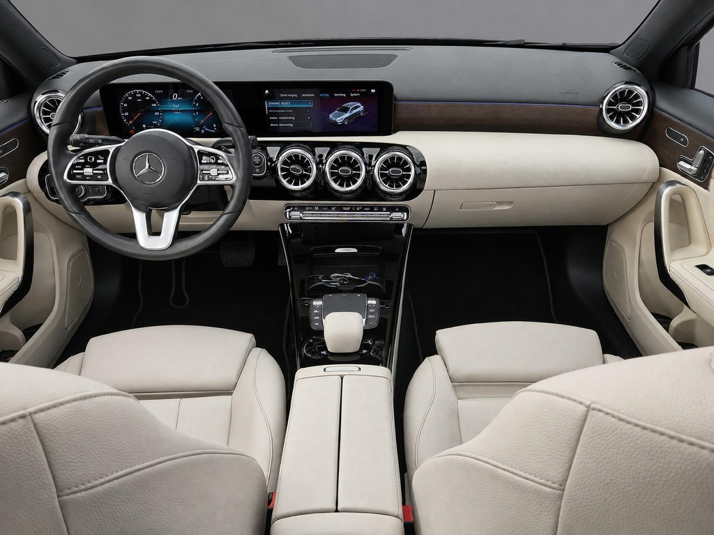 Mercedes-Benz A-Klasse (N670FN) met abonnement