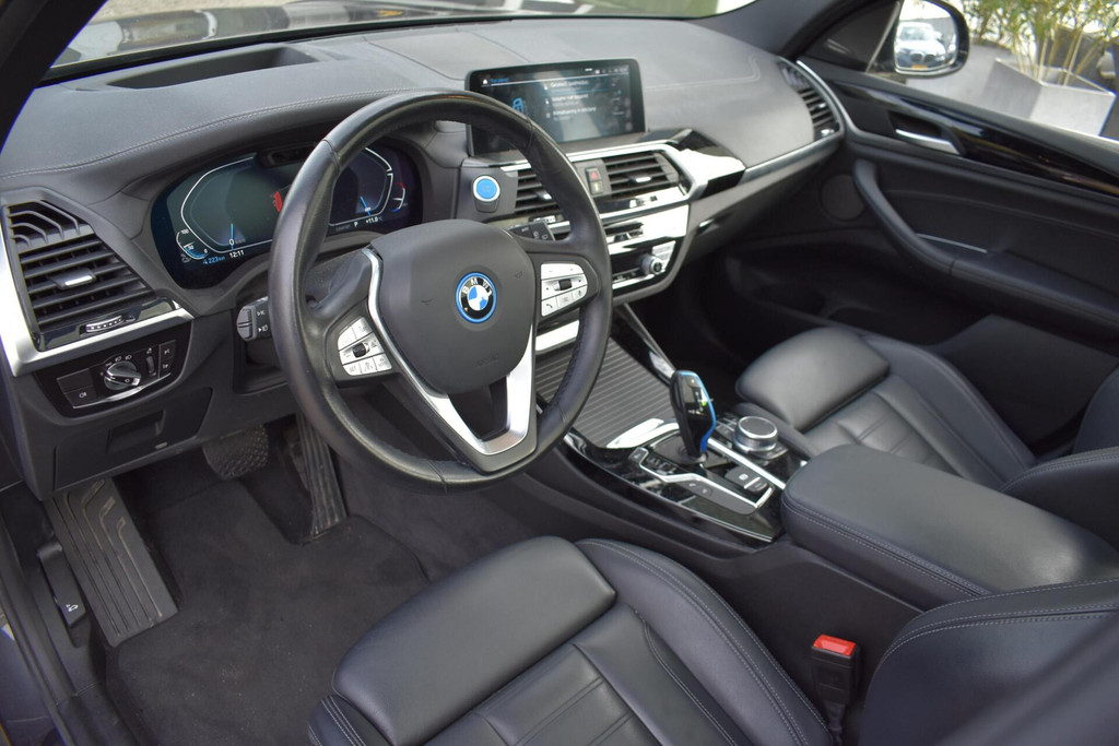 BMW iX3 (N874FG) met abonnement