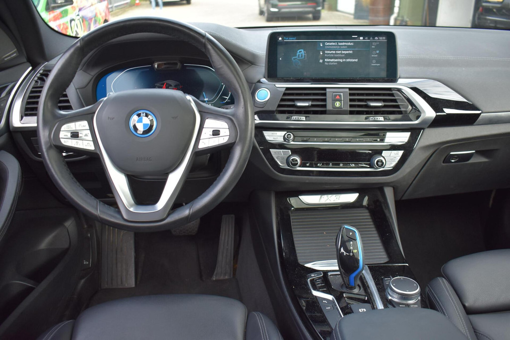 BMW iX3 (N874FG) met abonnement