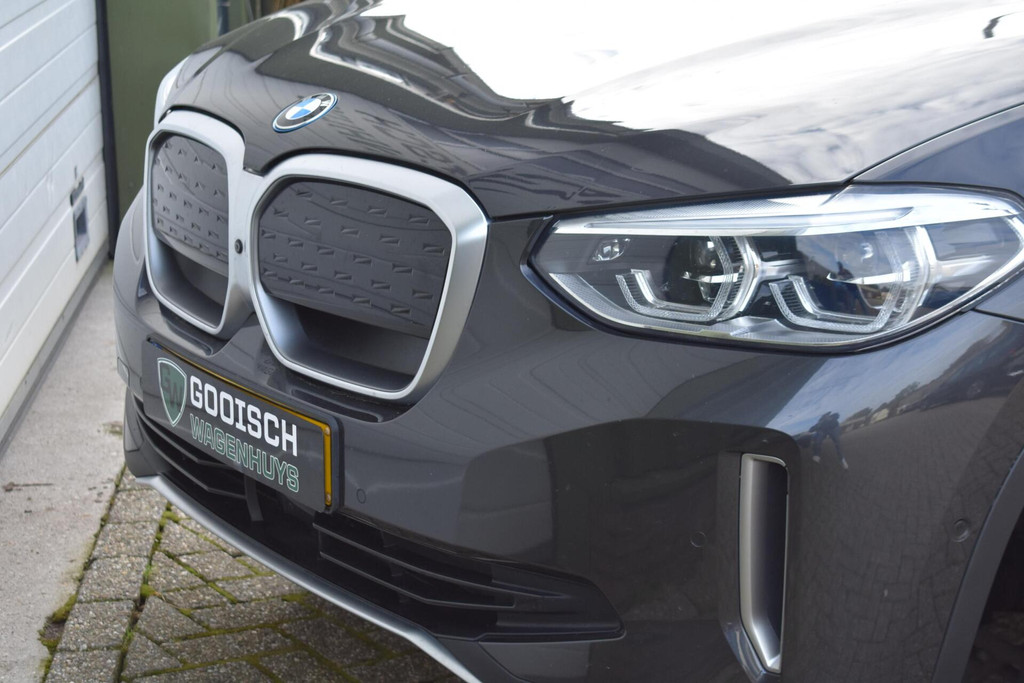 BMW iX3 (N874FG) met abonnement