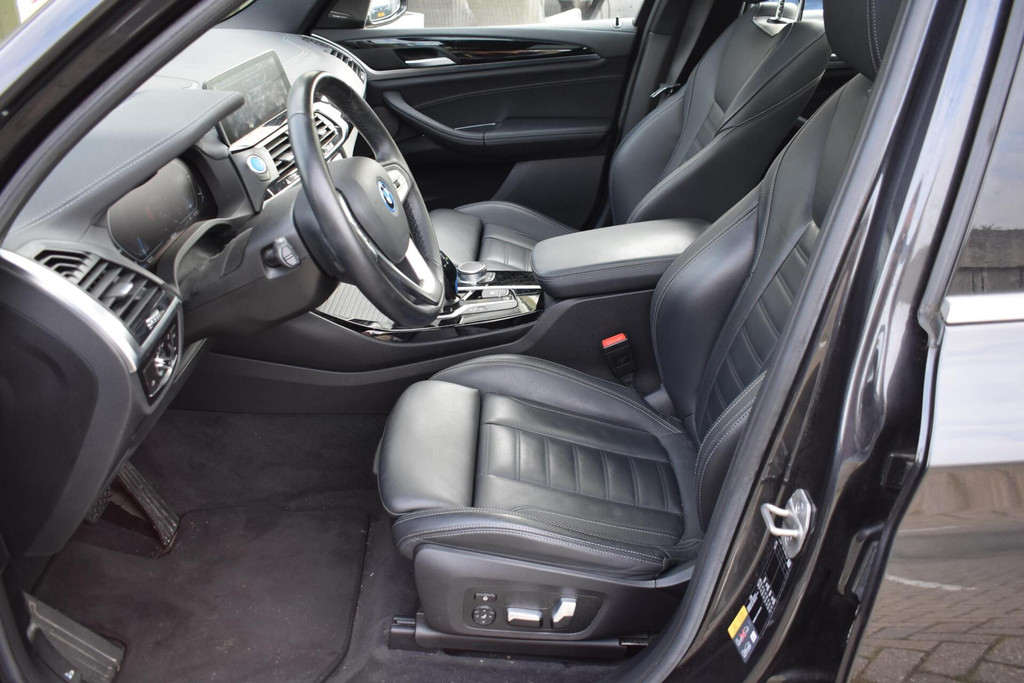 BMW iX3 (N874FG) met abonnement