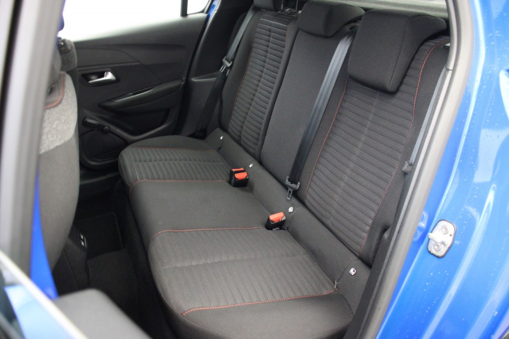 Peugeot e-208 (N492BB) met abonnement