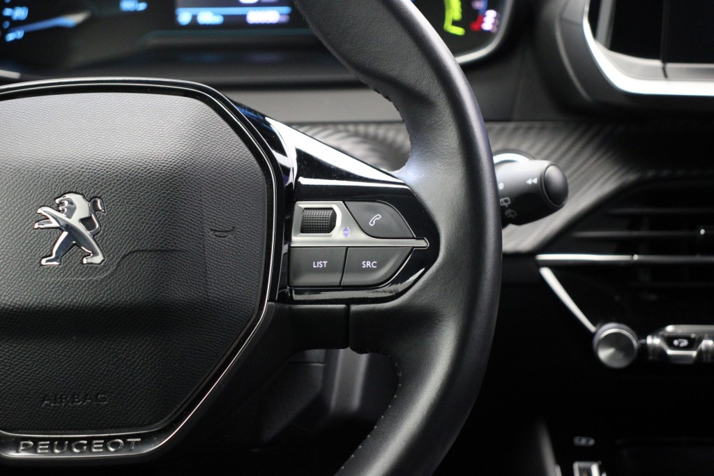 Peugeot e-208 (N492BB) met abonnement
