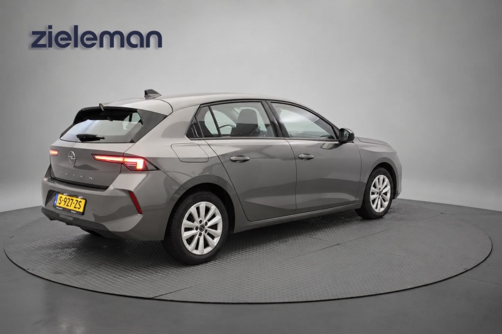 Opel Astra (S927ZS) met abonnement