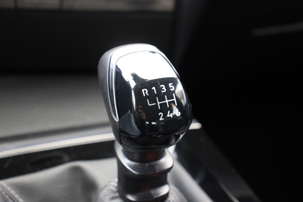 Opel Astra (S927ZS) met abonnement