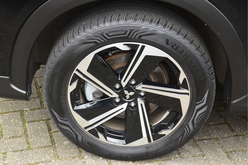 Mitsubishi Eclipse Cross (S467FF) met abonnement