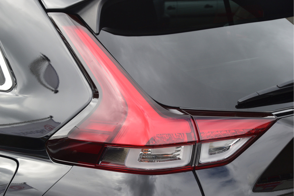 Mitsubishi Eclipse Cross (S467FF) met abonnement