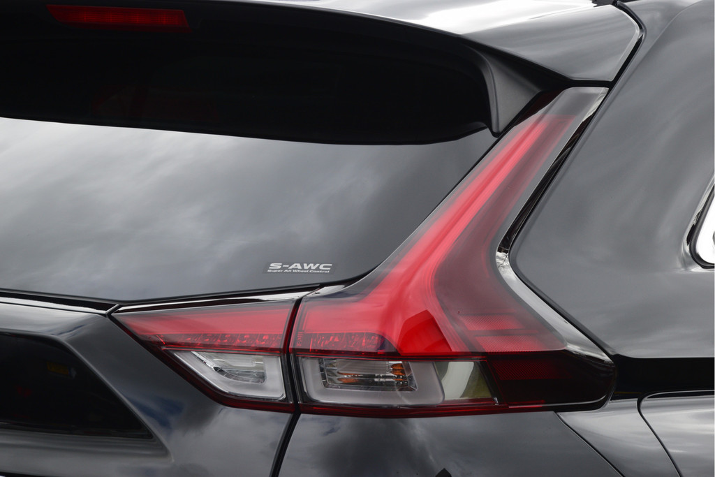 Mitsubishi Eclipse Cross (S467FF) met abonnement