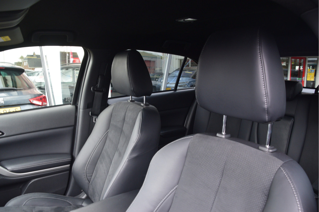 Mitsubishi Eclipse Cross (S467FF) met abonnement