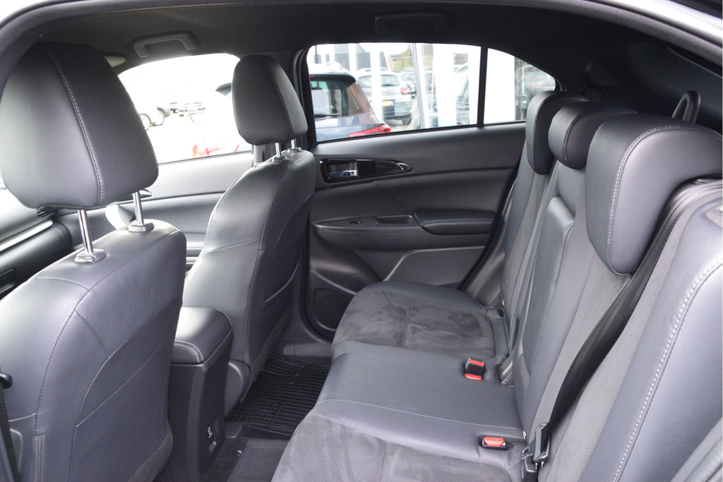 Mitsubishi Eclipse Cross (S467FF) met abonnement