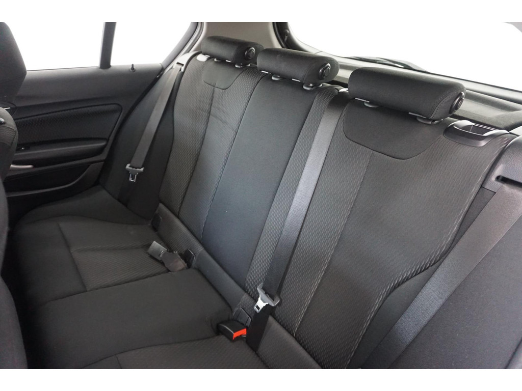 BMW 1-serie (P405RZ) met abonnement