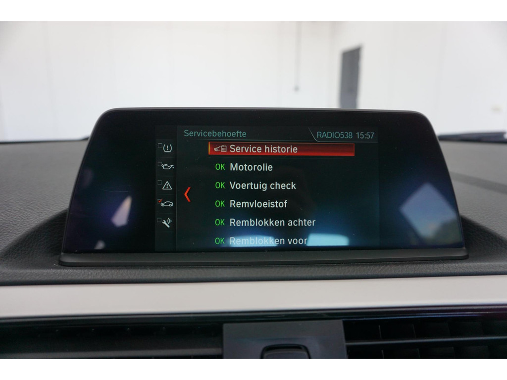 BMW 1-serie (P405RZ) met abonnement