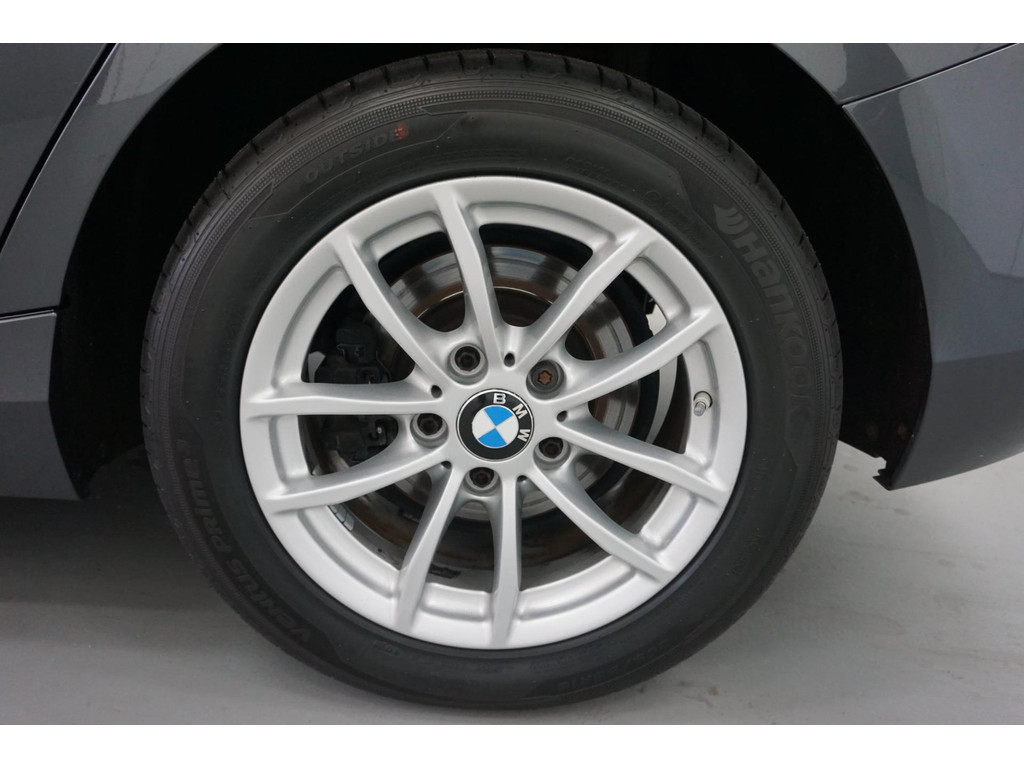 BMW 1-serie (P405RZ) met abonnement