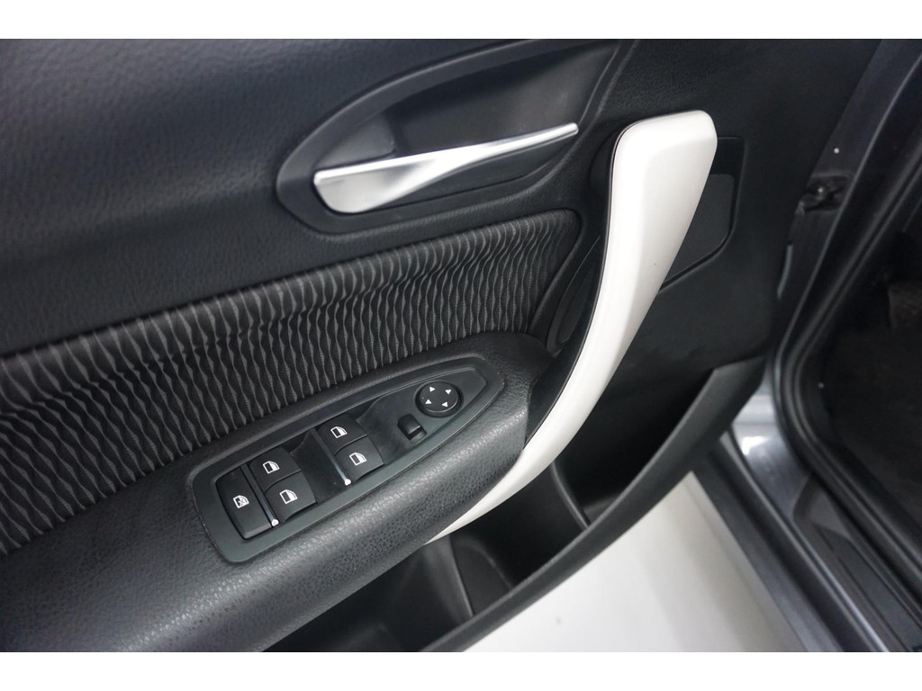 BMW 1-serie (P405RZ) met abonnement