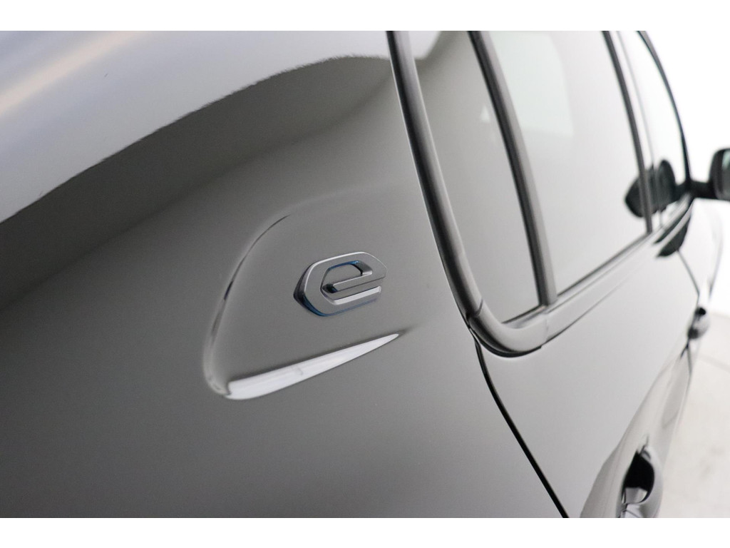 Peugeot e-208 (S228LG) met abonnement