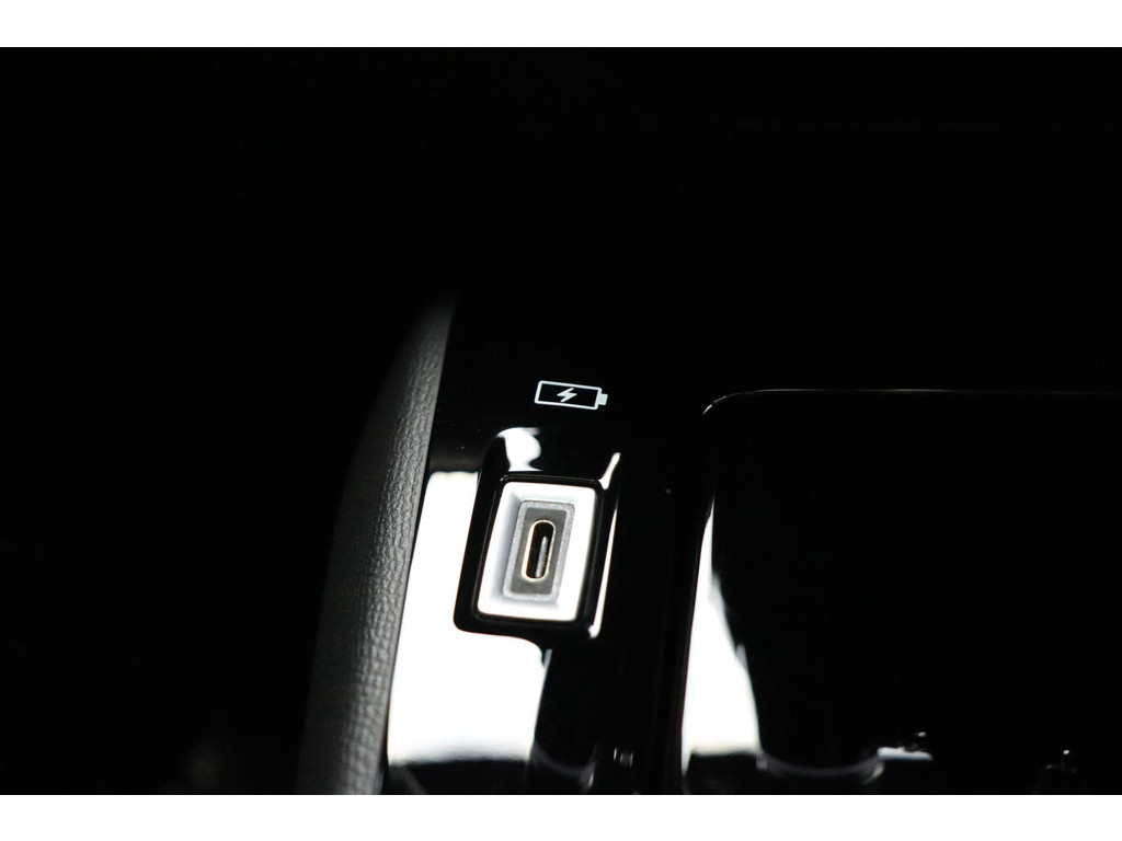 Peugeot e-208 (S228LG) met abonnement