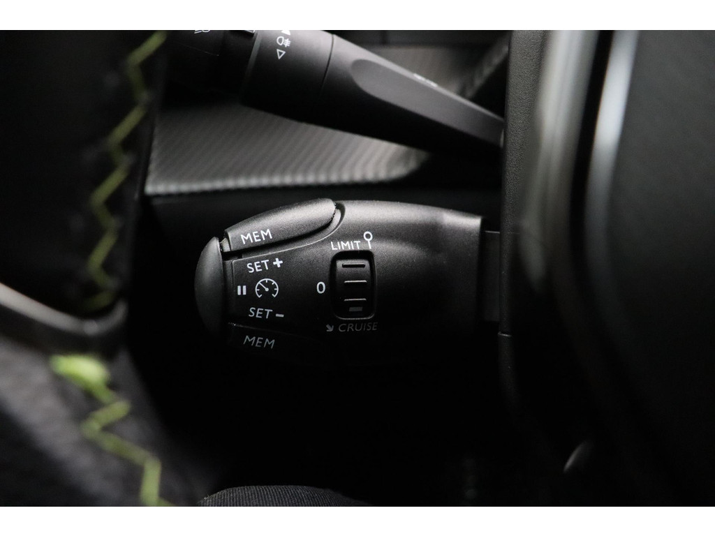 Peugeot e-208 (S228LG) met abonnement