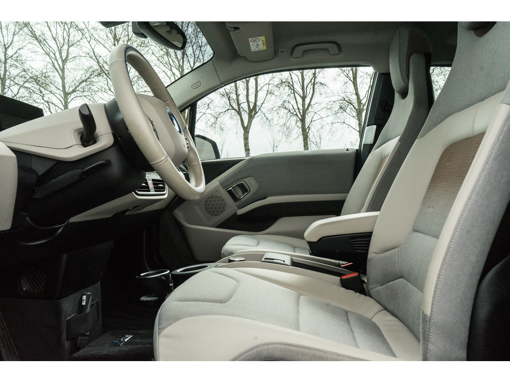 BMW i3 (XL752J) met abonnement