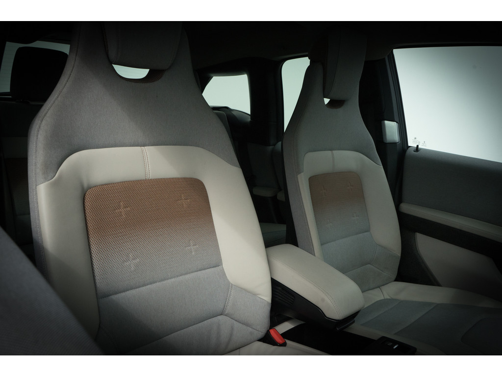 BMW i3 (XL752J) met abonnement