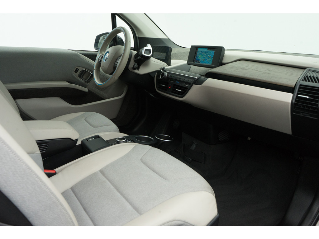BMW i3 (XL752J) met abonnement