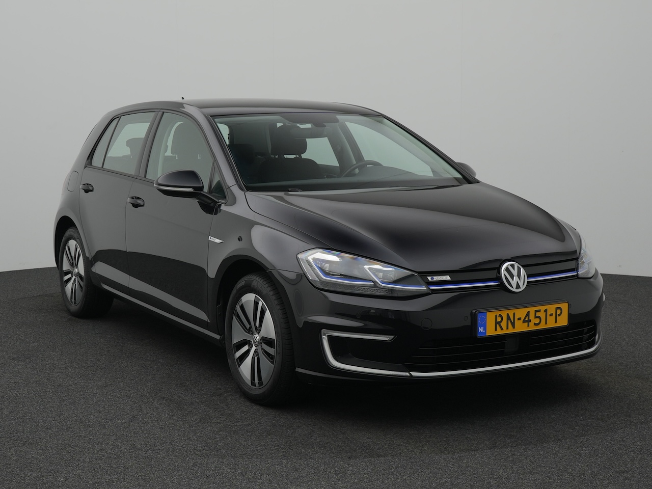 Volkswagen e-Golf (RN451P) met abonnement