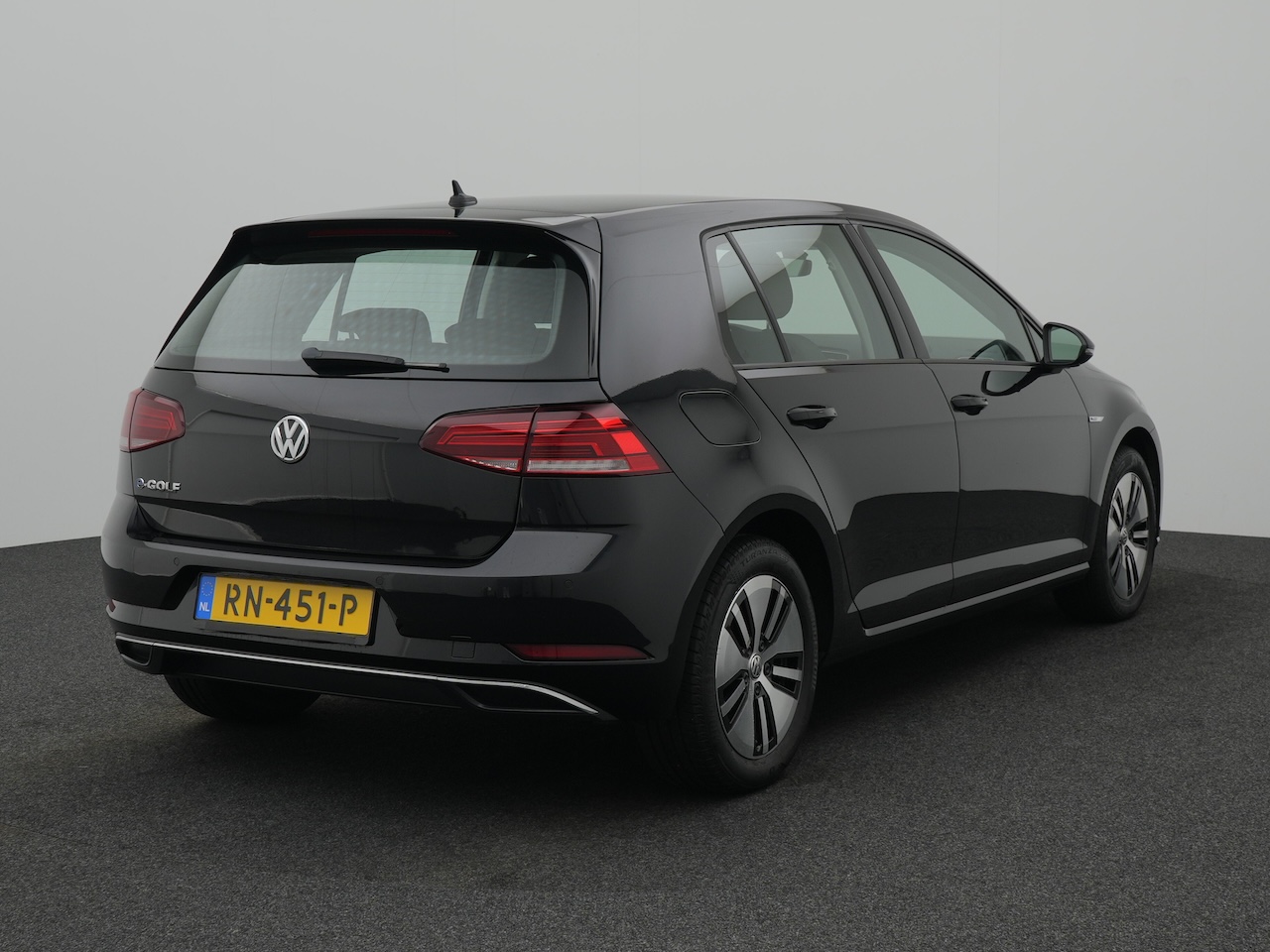 Volkswagen e-Golf (RN451P) met abonnement