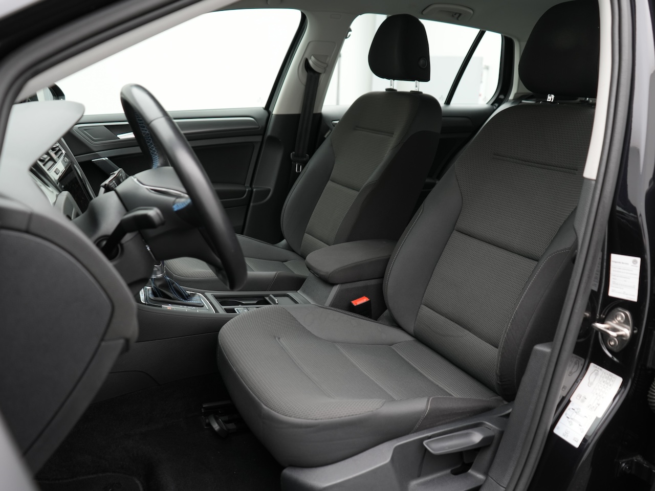 Volkswagen e-Golf (RN451P) met abonnement