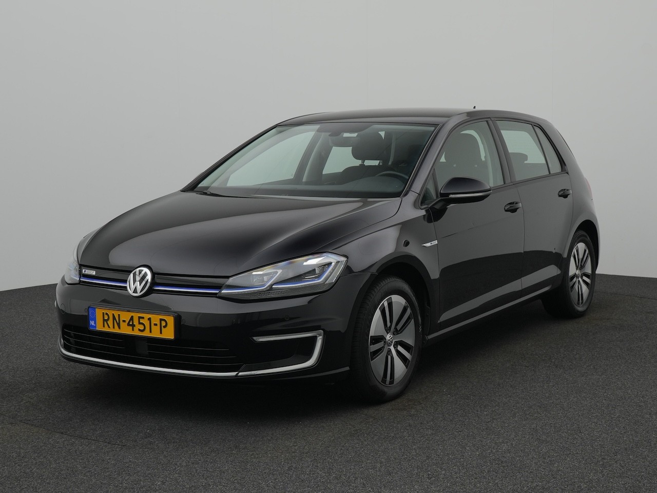 Volkswagen e-Golf (RN451P) met abonnement