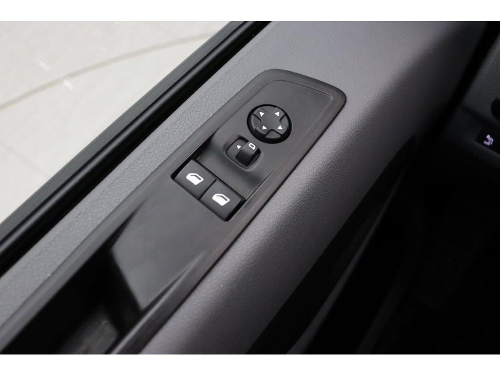 Peugeot Expert (V239RN) met abonnement